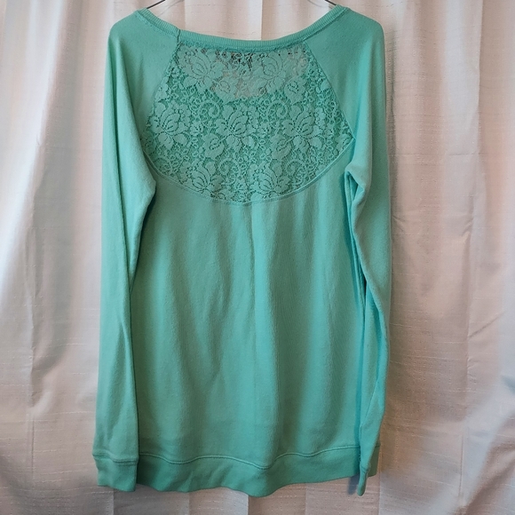 Arizona Co. Sweater Medium - Picture 2 of 5